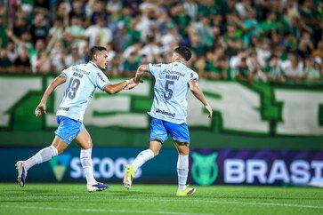 Grêmio empata com a Chapecoense fora de casa