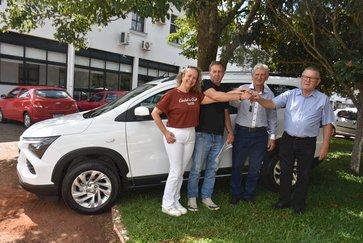 Prefeitura de Getúlio Vargas recebe veículo  para transporte de pacientes da saúde