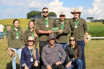 UNIDEAU promove Dia de Campo com foco em tecnologia e produção científica no agronegócio
