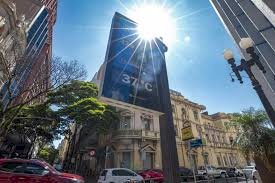 Instituto Nacional de Meteorologia alerta para onda de calor no RS nesta segunda e terça
