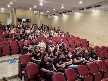 Aula inaugural de Fisioterapia da URI reúne estudantes e profissionais em momento de integração