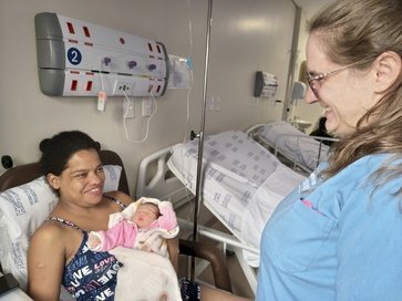 Após inauguração de nova estrutura, Maternidade do Hospital de Clínicas chega ao centésimo nascimento