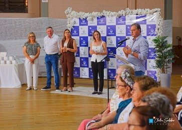Ipiranga do Sul promove reencontro de rainhas e princesas da terceira idade em celebração aos 38 anos do município