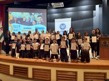 Centro de Línguas URI realiza entrega de certificados Cambridge English