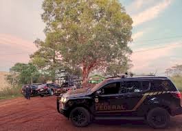 Os policiais cumpriram 18 mandados de busca e apreensão e 11 de prisão preventiva em Erebango e Charrua
