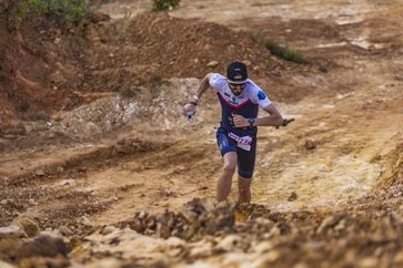 Atleta Tiago Perez em busca do tri no Brasileiro de Cross Triathlon