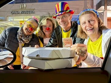 Clown internacional em Erechim: o Brasil precisa apoiar grupos como os Amigos da Alegria