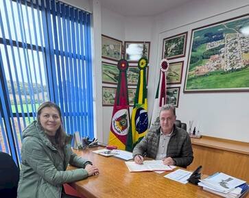 ​ Vice-prefeita Luciana Folle assume como prefeita em exercício de Ipiranga do Sul   --
