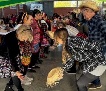 Arraiá da Terceira Idade reúne cultura, diversão e valorização dos idosos em Erebango 