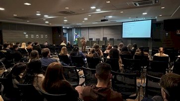 Aula Integrada da Residência Médica do Hospital Unimed Erechim abordou o papel da medicina na saúde de trabalhadores
