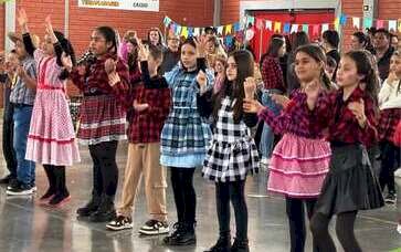 Festa Junina das Escolas do Município de Erebango reúne comunidade escolar