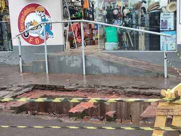 Temporal castiga a região: pontos do centro e bairros de Getúlio Vargas ficam alagados​