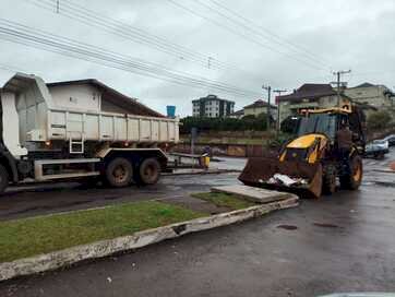 Temporal castiga a região: pontos do centro e bairros de Getúlio Vargas ficam alagados​