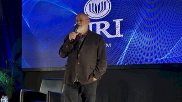 Luiz Felipe Pondé discute transformações sociais e os desafios atuais da educação