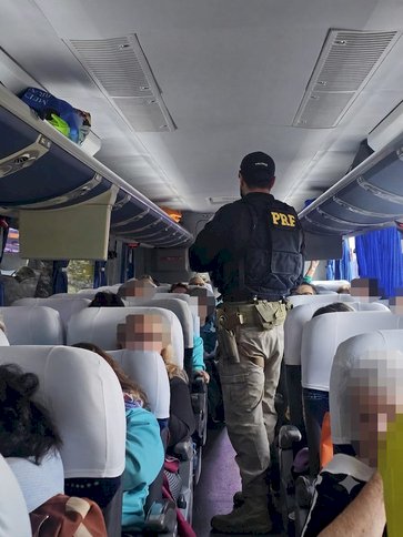 Polícia Rodoviária Federal realiza ação do Agosto Lilás em Erechim