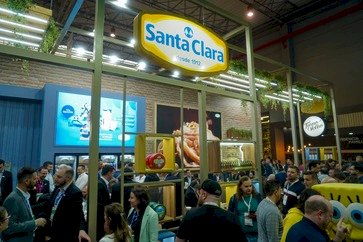 Santa Clara apresenta lançamentos na ExpoAgas e aposta em produtos de saudabilidade e proteínas