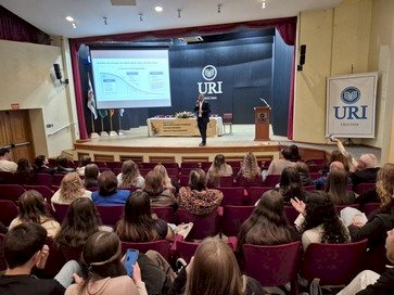 Jornadas de Farmácia e Biomedicina da URI discutem autocuidado no tratamento do diabetes