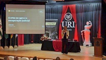 Fórum do Direito da URI discute a crise financeira no campo 