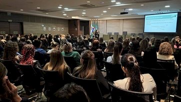 Unimed Erechim celebra Dia da Secretária com encontro de integração e cuidado
