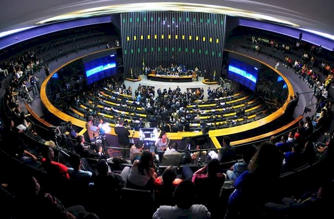 Conheça a nominata dos candidatos a deputado federal pelo RS eleitos e reeleitos neste dia 04 de outubro.