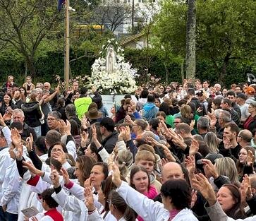 75ª Romaria de Fátima reúne devotos em Erechim e destaca o apelo pela paz