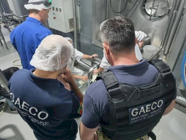 Quinze pessoas são condenadas por fraudes na produção de leite e derivados no Rio Grande do Sul