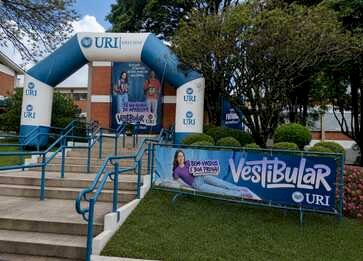 Centenas de candidatos fazem o Vestibular de Verão na URI neste domingo